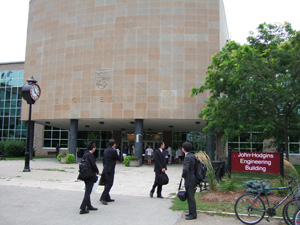 ���ع��ؤ����äƤ����ʪ @ McMaster University (Hamilton, Canada)