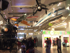飛行機や汽車の展示@シカゴ科学産業博物館