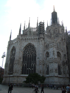 ドゥオーモ(Duomo)の裏側@ミラノ