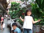 DAY2: アラモアナ・センター（Ala Moana Center）で子守り